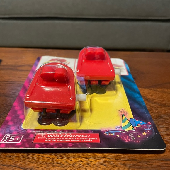 🦷 Chattering Teeth Gag Classic Joke Free Add on To Any Bundle 🦷 - Picture 5 of 5